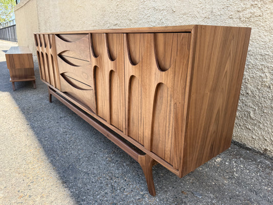 84" Brasilia Bow Tie Credenza