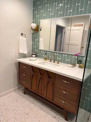 Brasilia Style Single Sink Bathroom Vanity
