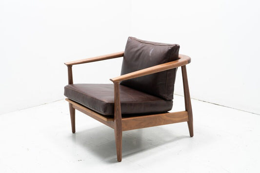 Mid Century Style "Dux" Leather Lounge Chair