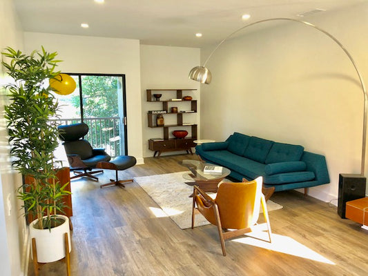 CONDO HOME STAGING