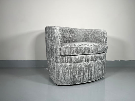 Barrel Swivel Chair on Caster/each