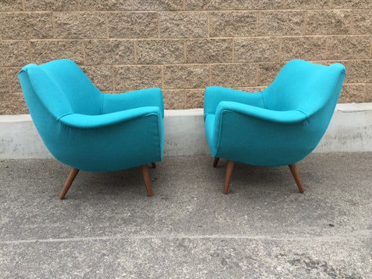 Mid Century "Bobby" Lounge Chair